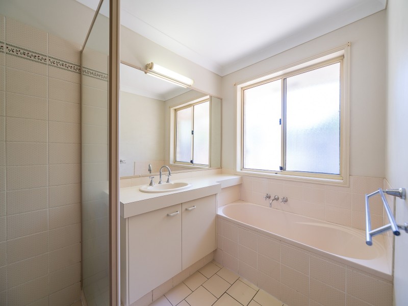 92 Inverness Way, Parkwood QLD 4214