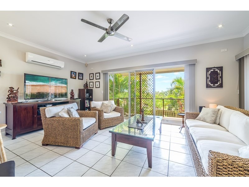 18 Daintree Drive, Parkwood QLD 4214
