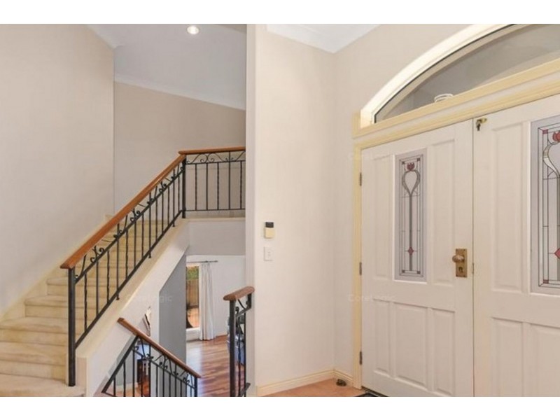 1/291 Ashmore Road, Benowa QLD 4217