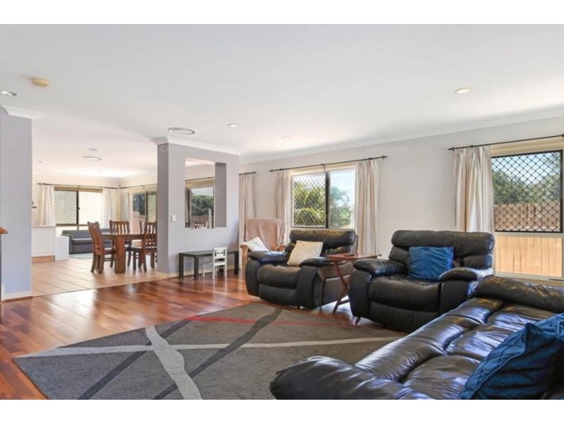 1/291 Ashmore Road, Benowa QLD 4217