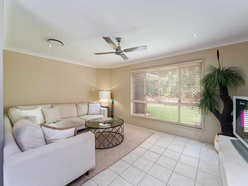 11 Morfantaine Tce, Parkwood QLD 4214