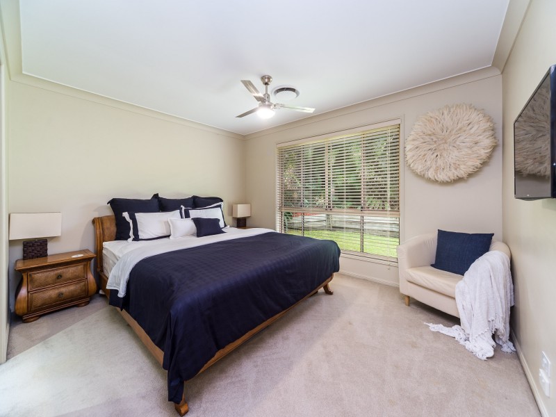 11 Morfantaine Tce, Parkwood QLD 4214