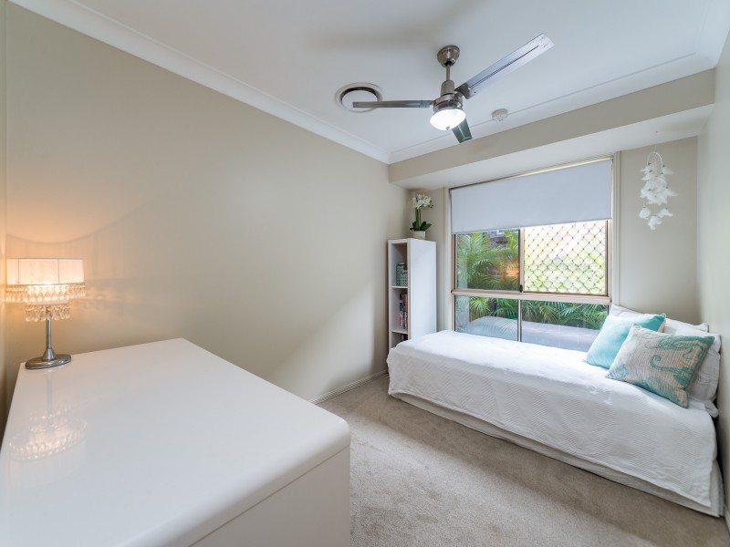 11 Morfantaine Tce, Parkwood QLD 4214