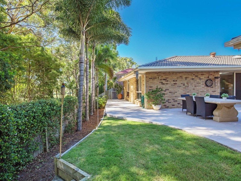 11 Morfantaine Tce, Parkwood QLD 4214