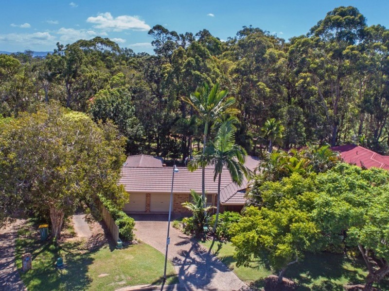 11 Morfantaine Tce, Parkwood QLD 4214