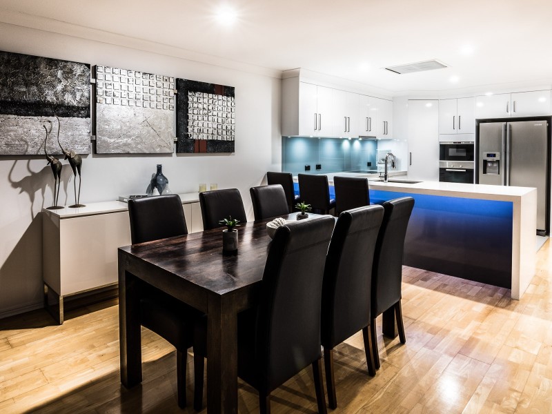 2/15 William Street, Southport QLD 4215