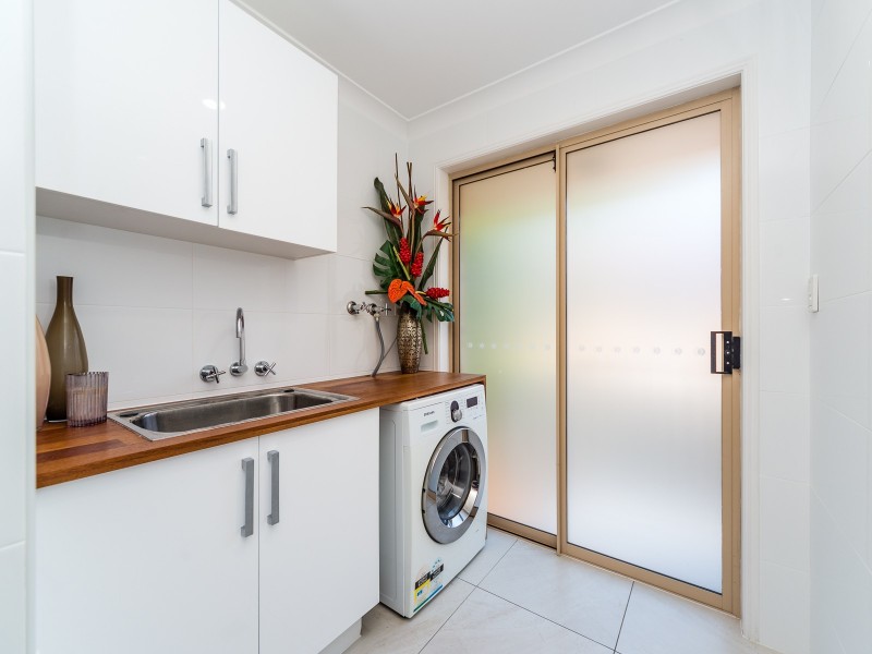 2/15 William Street, Southport QLD 4215