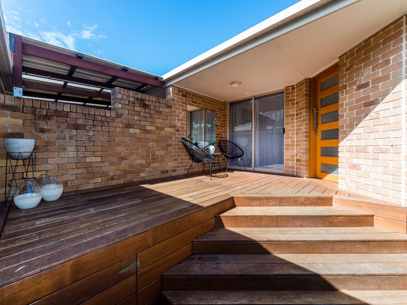 2/15 William Street, Southport QLD 4215