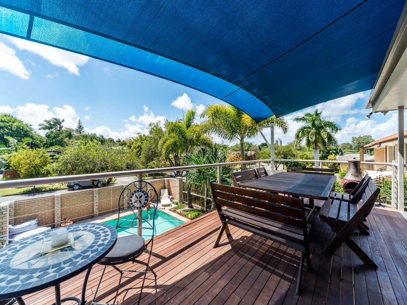 16 Goss Avenue, Labrador QLD 4215