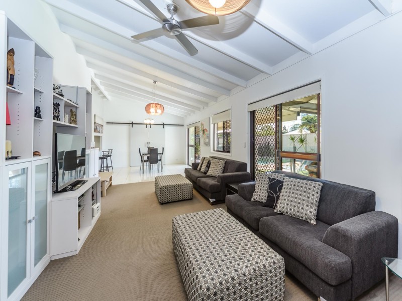 26 Clifton Street, Biggera Waters QLD 4216