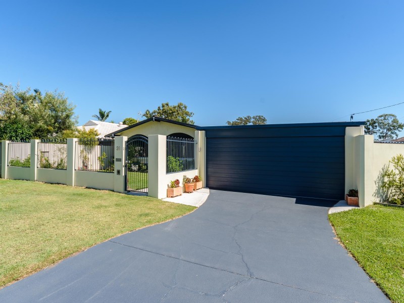 26 Clifton Street, Biggera Waters QLD 4216