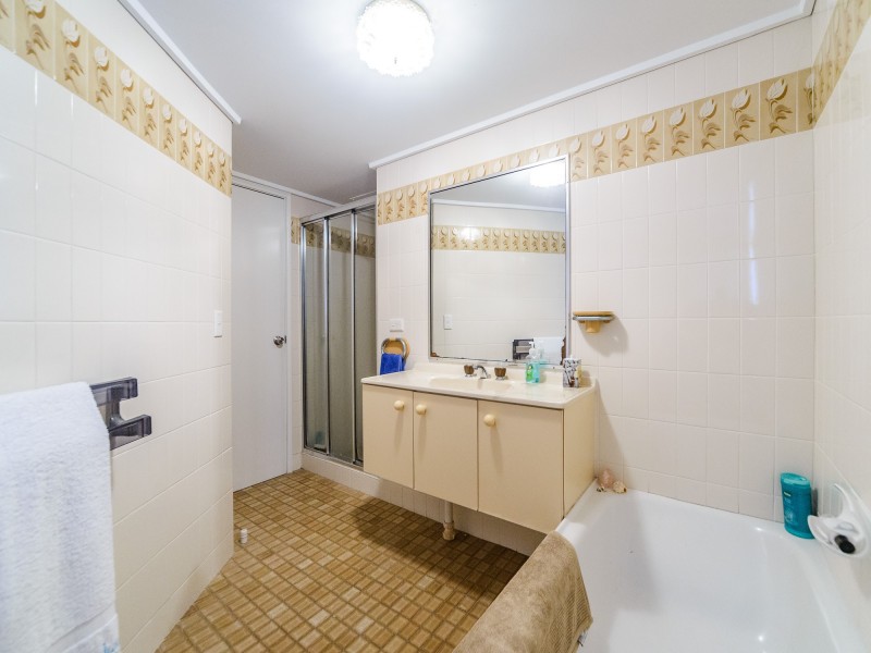 6/249 Bayview Street, Hollywell QLD 4216