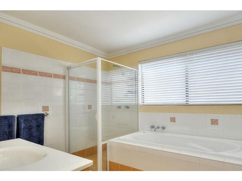 9/47 Bayview Street, Runaway Bay QLD 4216