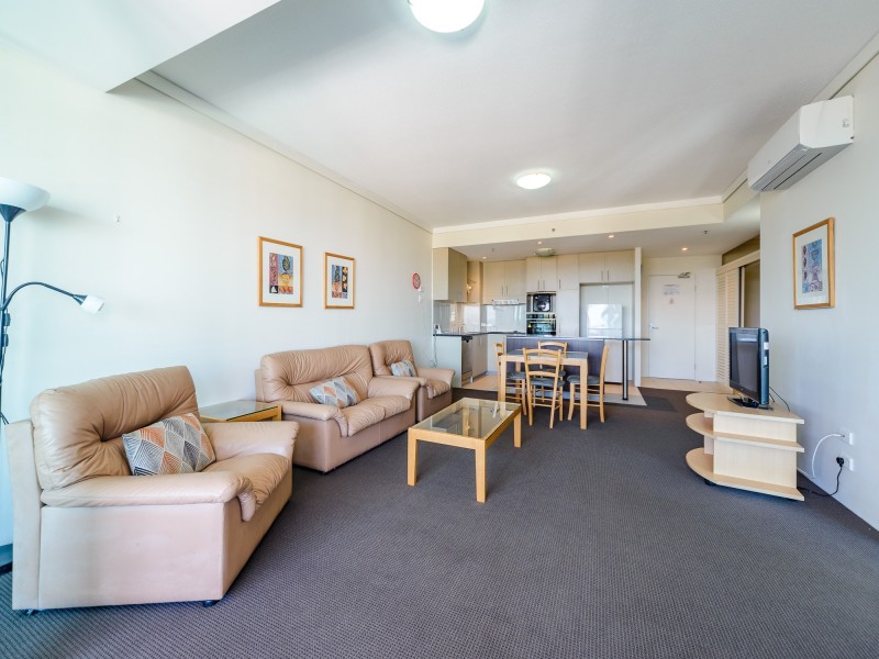1106/360 Marine Parade, Labrador QLD 4215