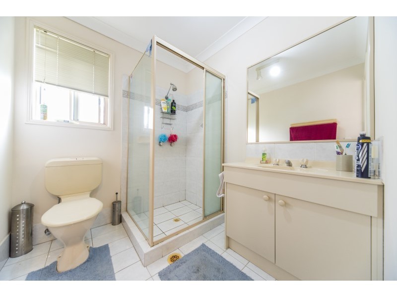 7 Maidstone Place, Parkwood QLD 4214