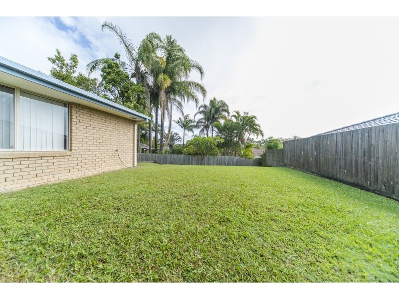 7 Maidstone Place, Parkwood QLD 4214