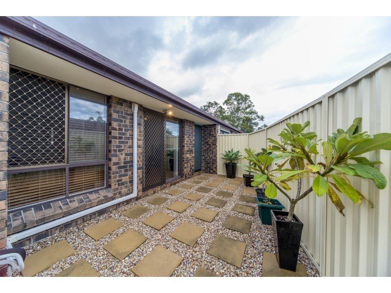 1/15 Stephenson Street, Labrador QLD 4215