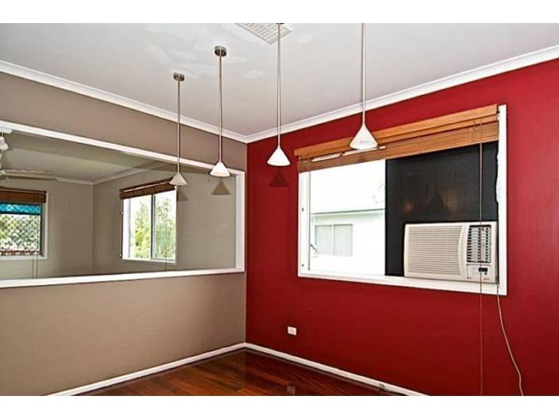 7 Hepworth Street, Arundel QLD 4214