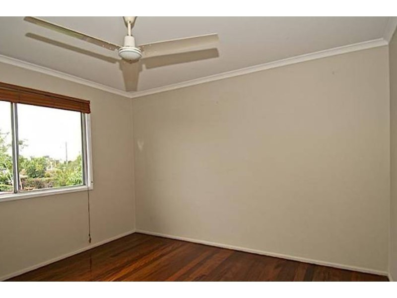 7 Hepworth Street, Arundel QLD 4214