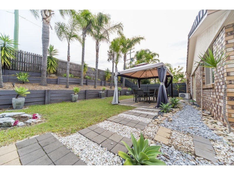 160/31 Usher Avenue, Labrador QLD 4215