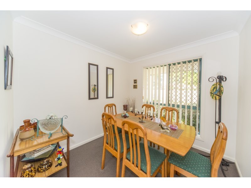 2/15 Gordon Street, Labrador QLD 4215