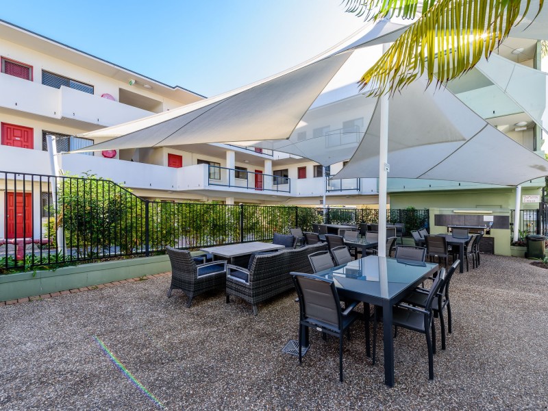 107/132 Marine Parade, Southport QLD 4215