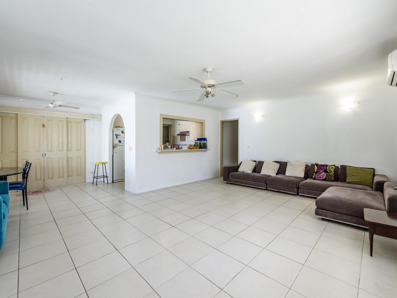 127 Bayview Street, Runaway Bay QLD 4216