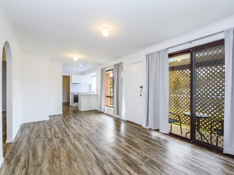 2/32 Botanical Drive, Labrador QLD 4215