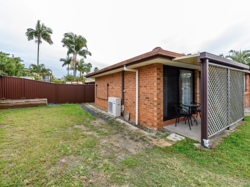 2/32 Botanical Drive, Labrador QLD 4215