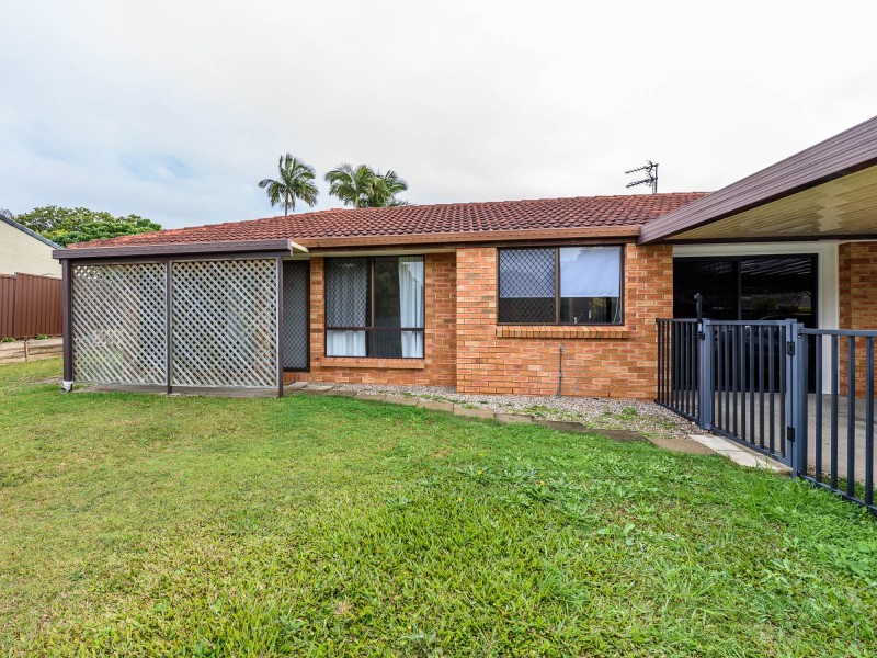 2/32 Botanical Drive, Labrador QLD 4215
