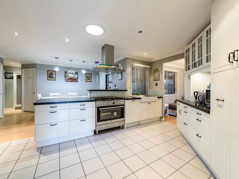 31 Forestwood Court, Nerang QLD 4211