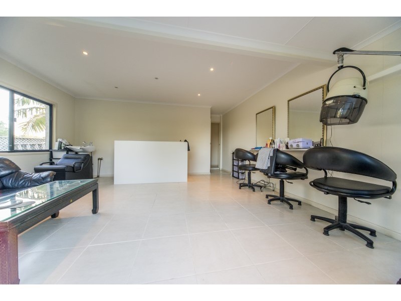 12 Pinkwood Drive, Ashmore QLD 4214
