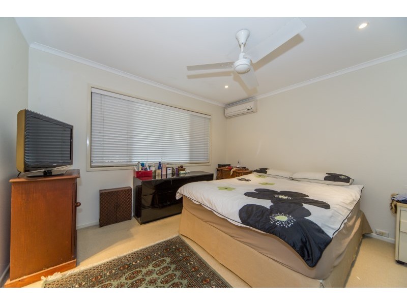 12 Pinkwood Drive, Ashmore QLD 4214