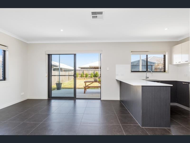 31 Seawest Street, Yarrabilba QLD 4207