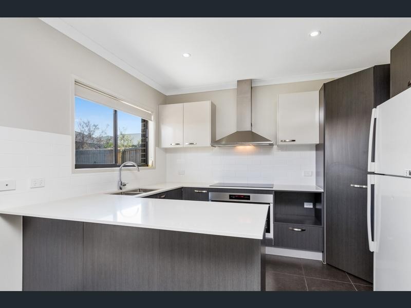 31 Seawest Street, Yarrabilba QLD 4207