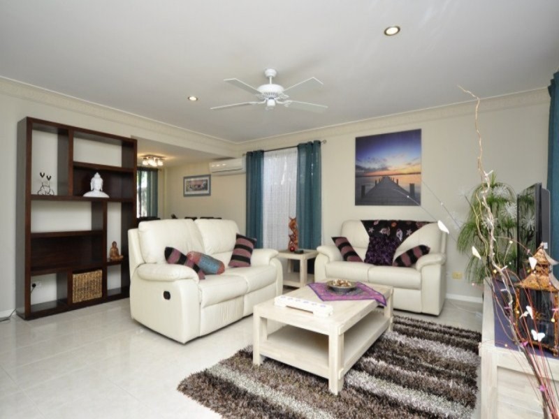 1/348 Oxley Drive, Coombabah QLD 4216