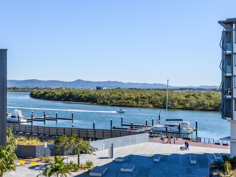 4404/2 Sunset Avenue, Paradise Point QLD 4216