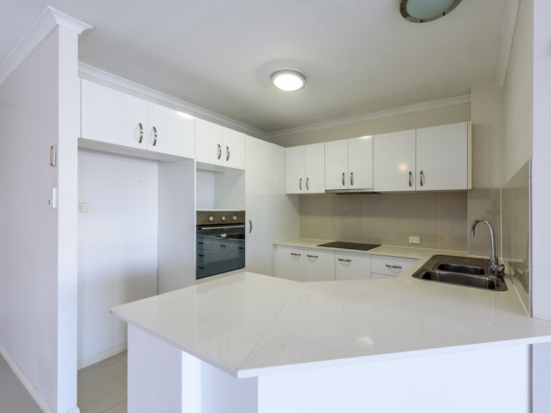 5/14-18 Jennifer Avenue, Runaway Bay QLD 4216