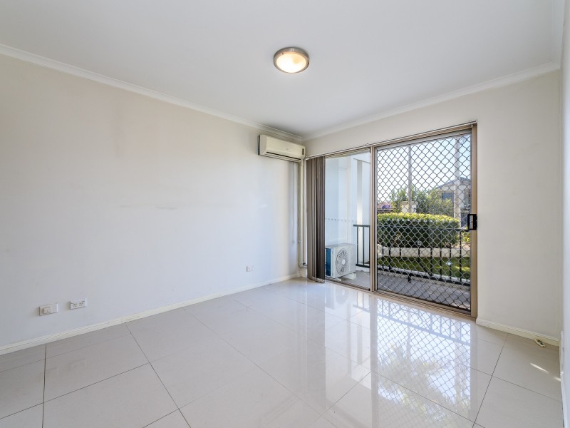 5/14-18 Jennifer Avenue, Runaway Bay QLD 4216