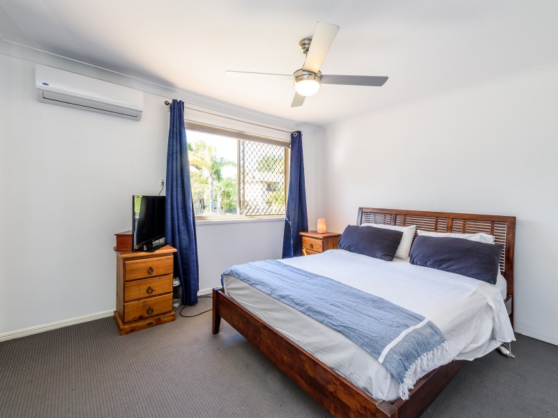 11/81 Olsen Avenue, Labrador QLD 4215