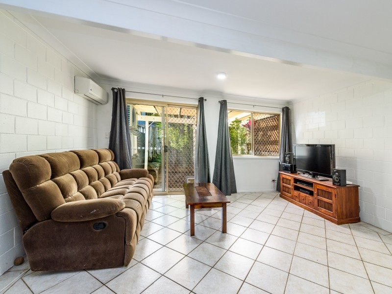 11/81 Olsen Avenue, Labrador QLD 4215