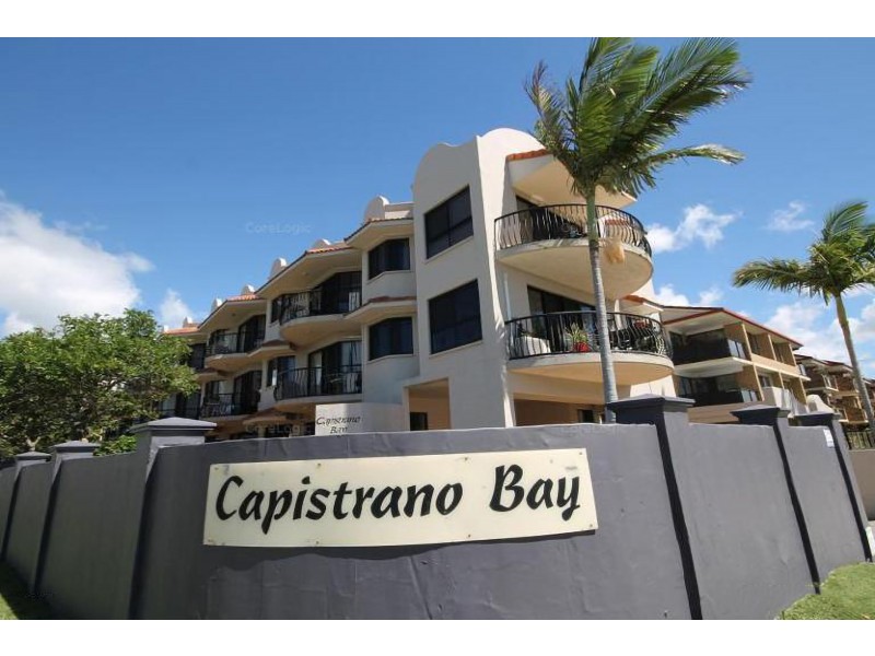 1/2 Broad Street, Labrador QLD 4215