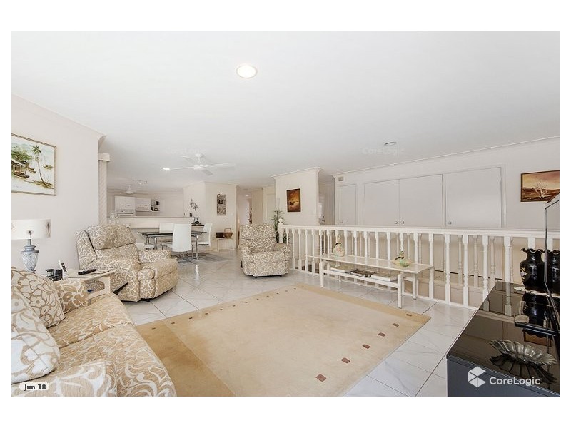 1 Leura Place, Helensvale QLD 4212