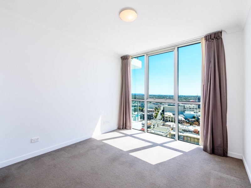 1154/56 Scarborough Street, Southport QLD 4215