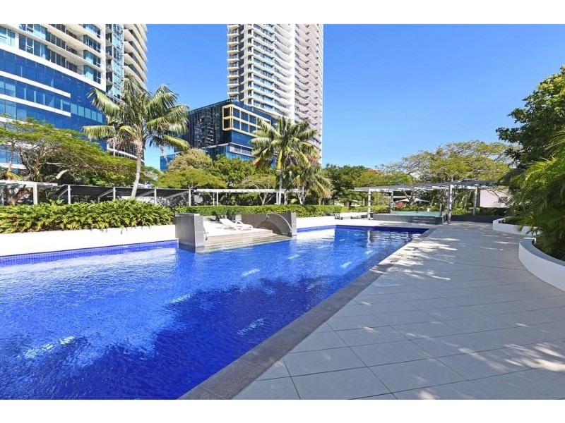 1154/56 Scarborough Street, Southport QLD 4215