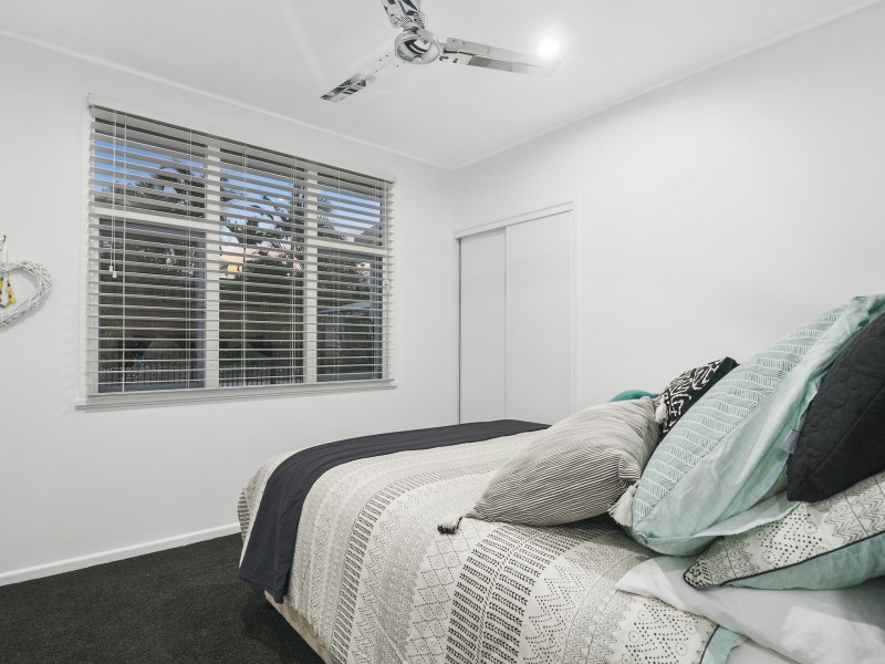20 Saltash Street, Labrador QLD 4215