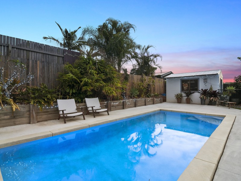 20 Saltash Street, Labrador QLD 4215