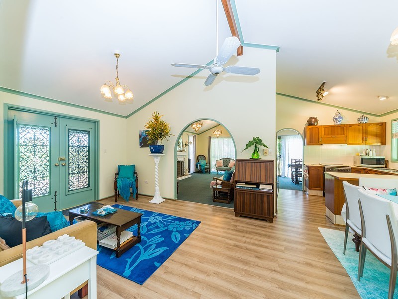 31 Helensvale Road, Helensvale QLD 4212