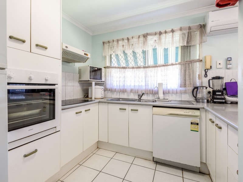 7/17 McMillan Street, Labrador QLD 4215