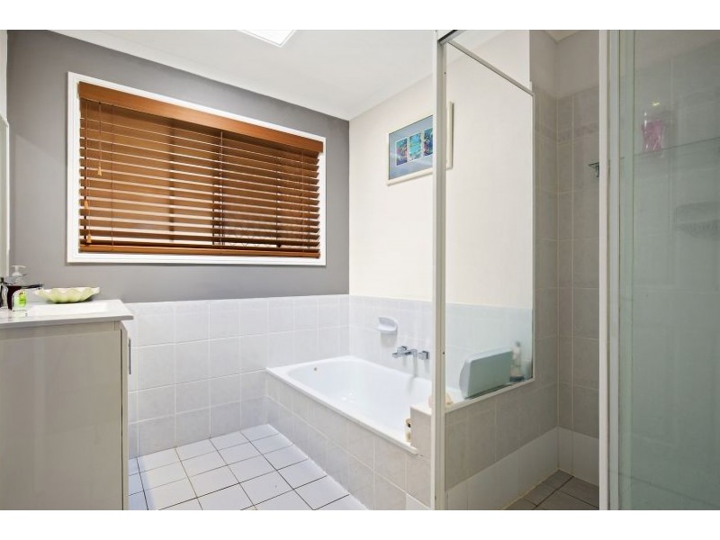 41 Jingella Street, Hope Island QLD 4212